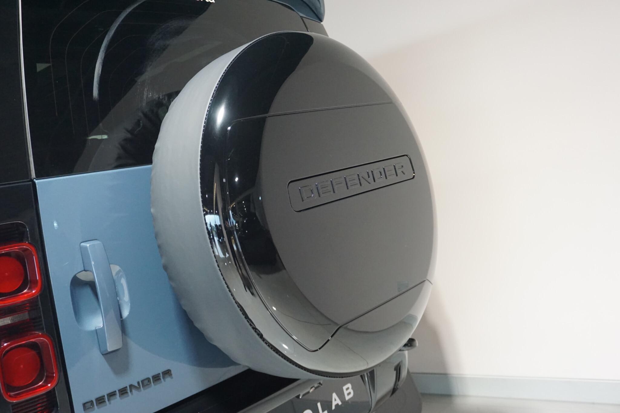 Land Rover Defender 90 3.0 D250 MHEV X-Dynamic HSE SUV 3dr Diesel Auto 4WD Euro 6 (s/s) (250 ps)